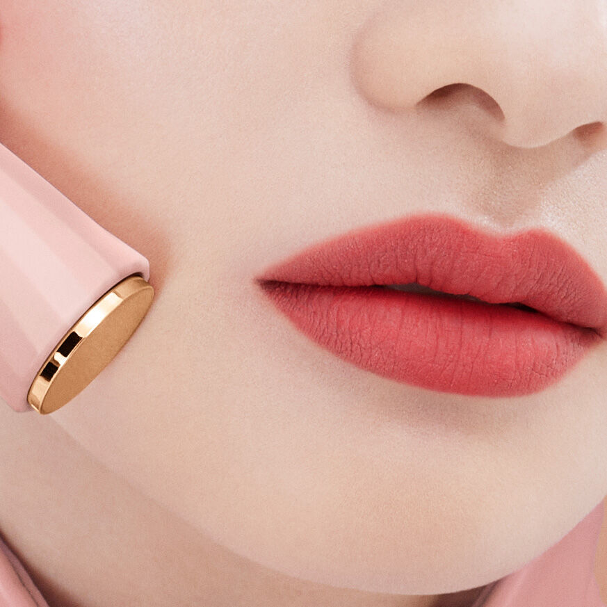 L’ABSOLU ROUGE INTIMATTE