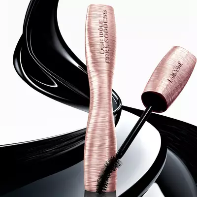 Curl Coddess-Packshot mit Burste