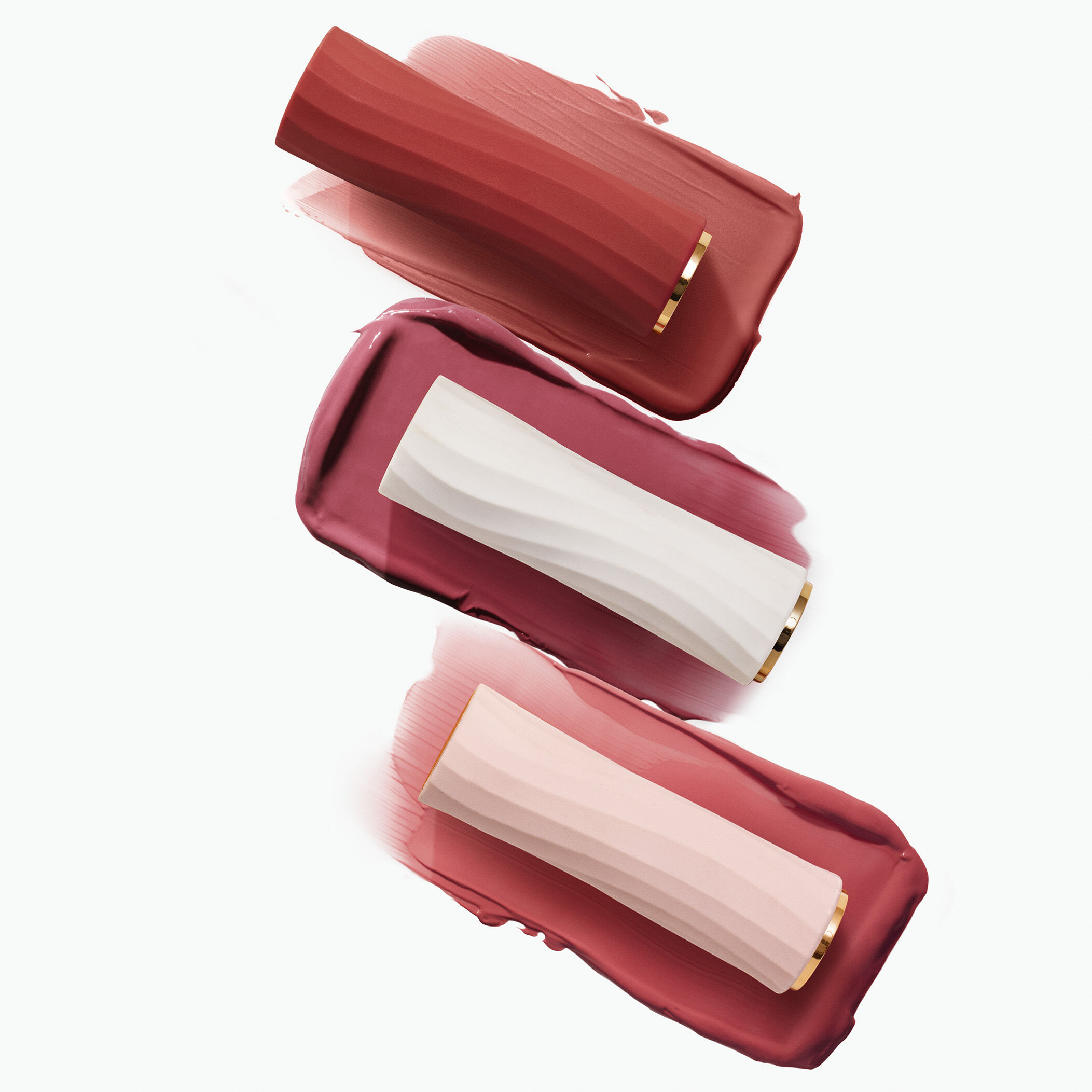 L’ABSOLU ROUGE INTIMATTE
