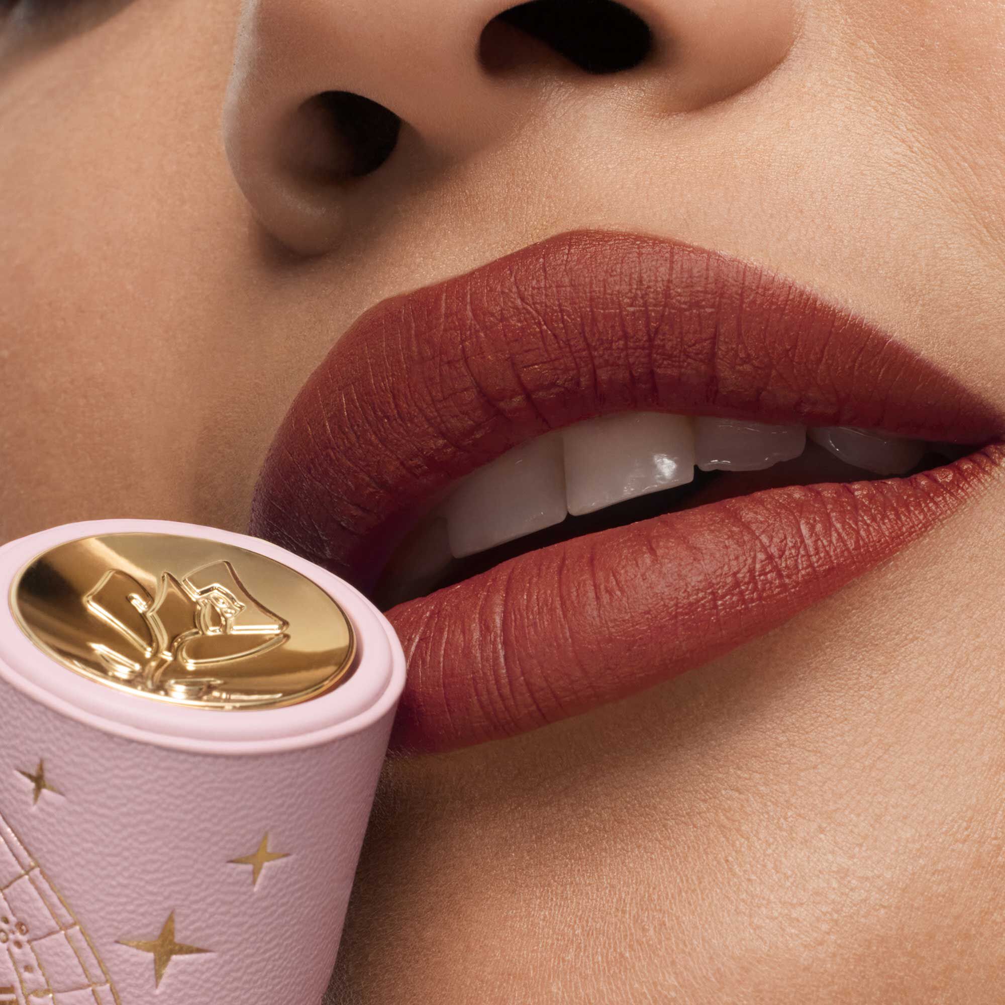 L'ABSOLU ROUGE DRAMA MATTE