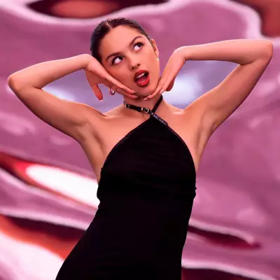 Olivia Rodrigo Kampagnenvisuell fur Idole Power