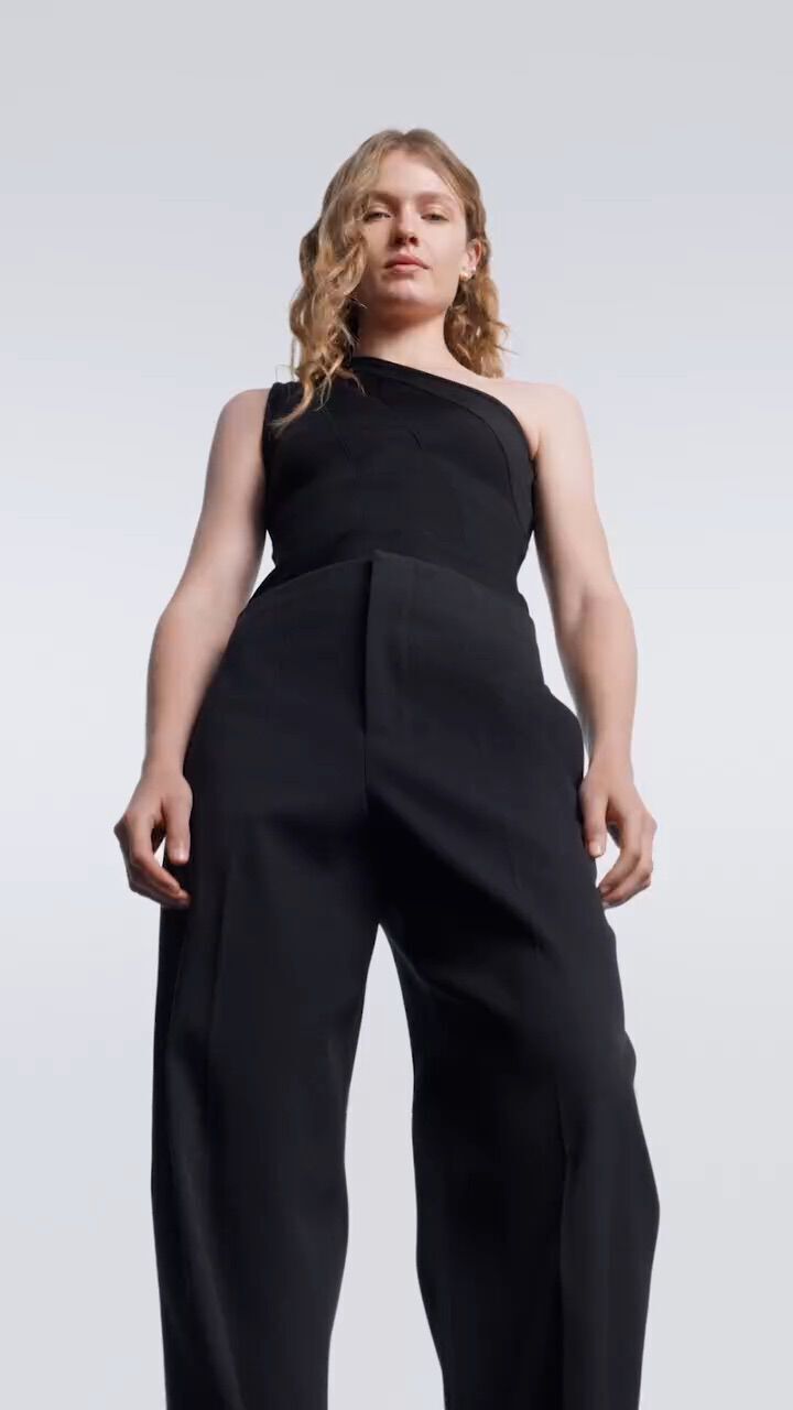 Ella placeholder visual