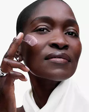 Lancome Anti-Aging-Hautpflege Symbolbild