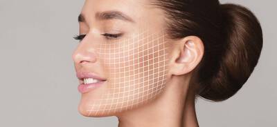Lancome-Model mit straffer Haut