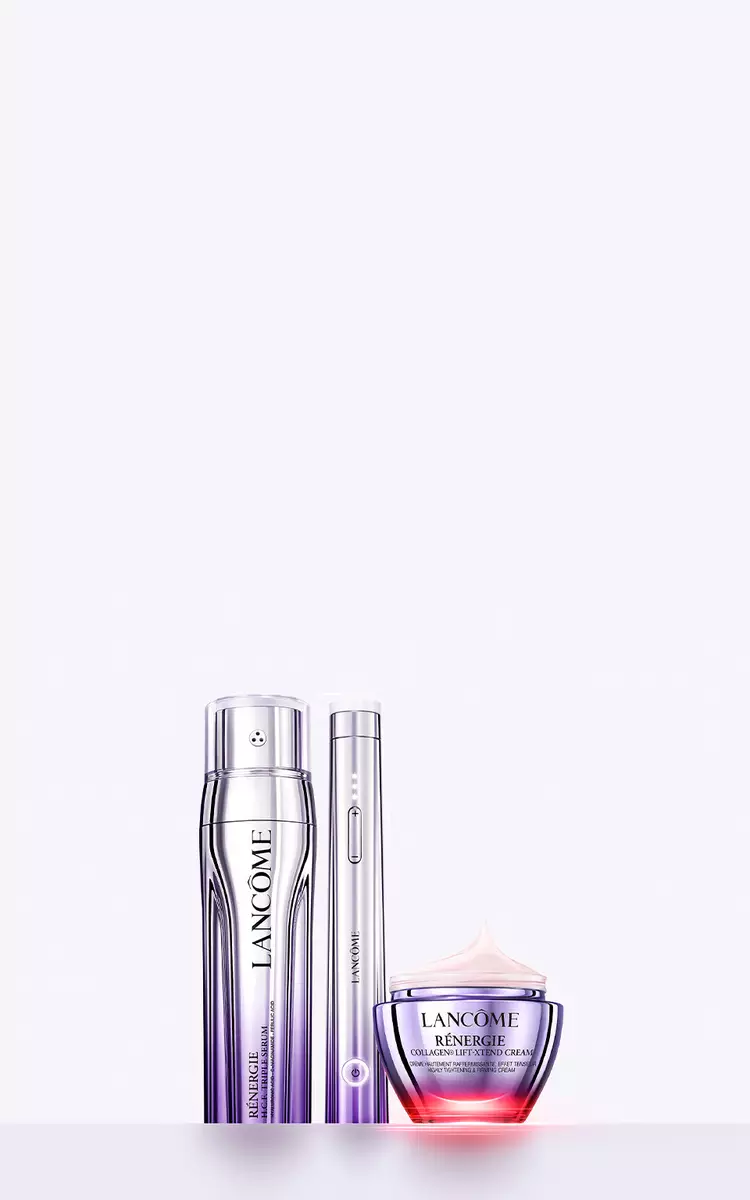 Lancome Renergie Pflegeprodukte mit Serum, einem Beauty-Tool und Collagen Lift-Xtend Cream vor hellem Hintergrund.